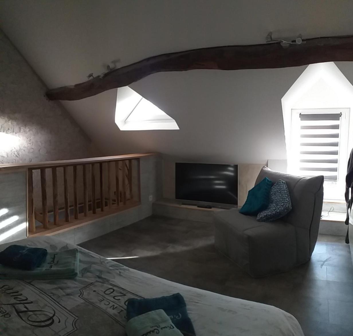 La Berrycurienne Proche Du Zoo De Beauval Saint-Aignan Avec Sdb, Wc Et Spa Privatif Pour Chaque Chambre Luçay-le-Mâle Bagian luar foto